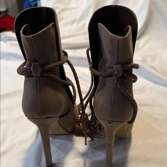 Andrea by Sadek Brown Braided-Wrap Suede‎ Heeled Ankle Boots, Women’s Size 8” - Picture 2 of 9